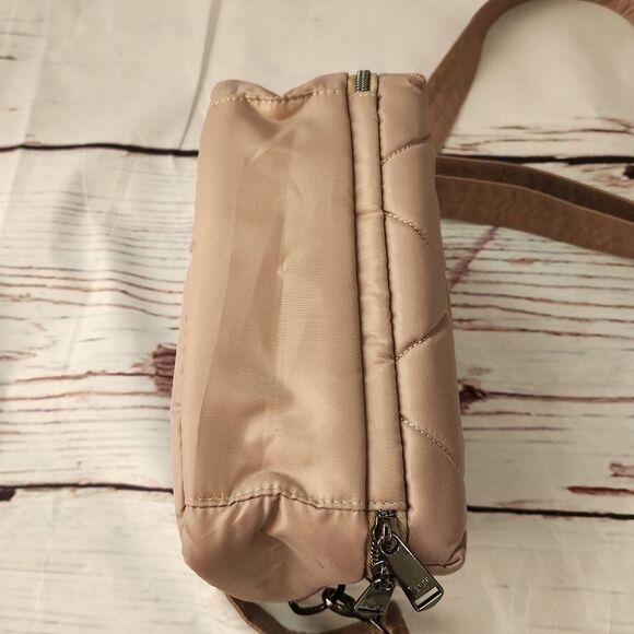 Lug Bebop Crossbody Bag - Picture 4 of 8
